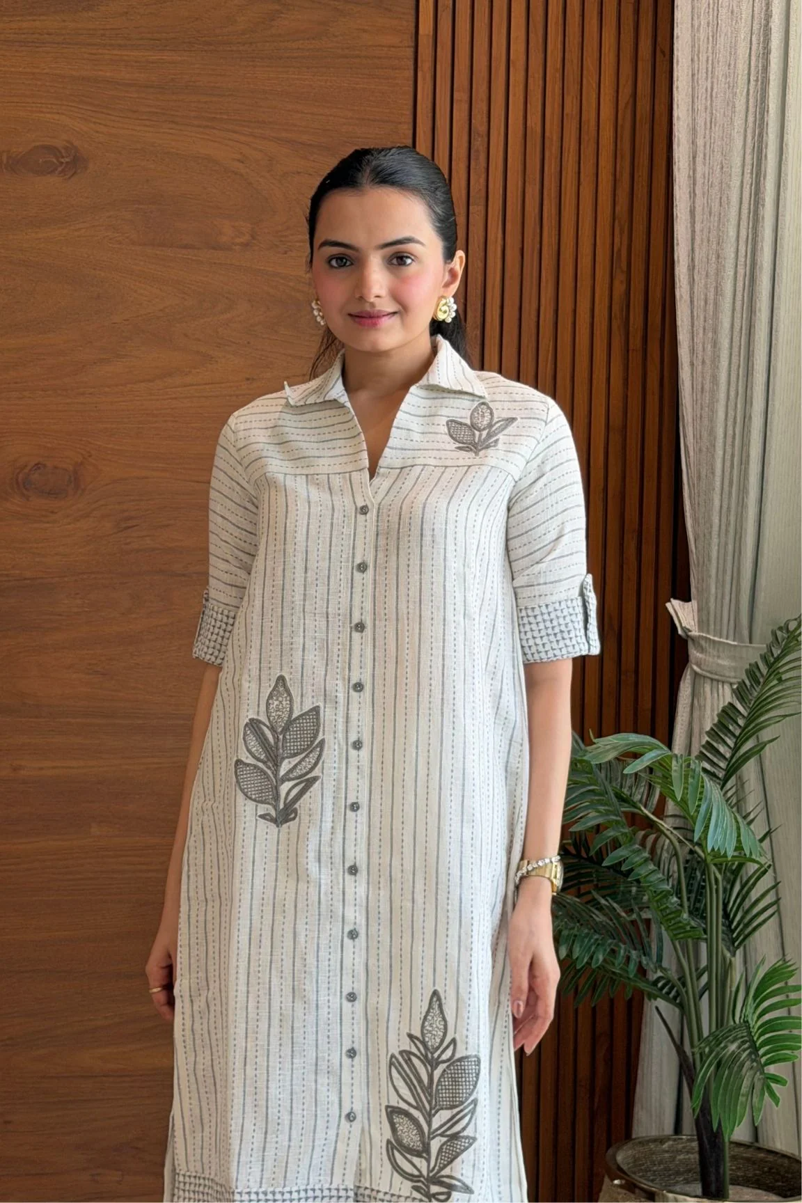 Beige Striped Embroidered Linen Kurta Set - Image 3