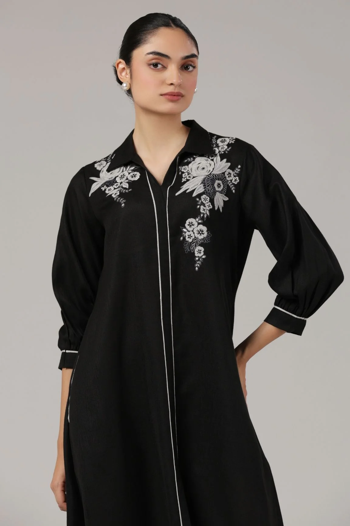 Black Embroidered Cotton Midi Dress - Image 4