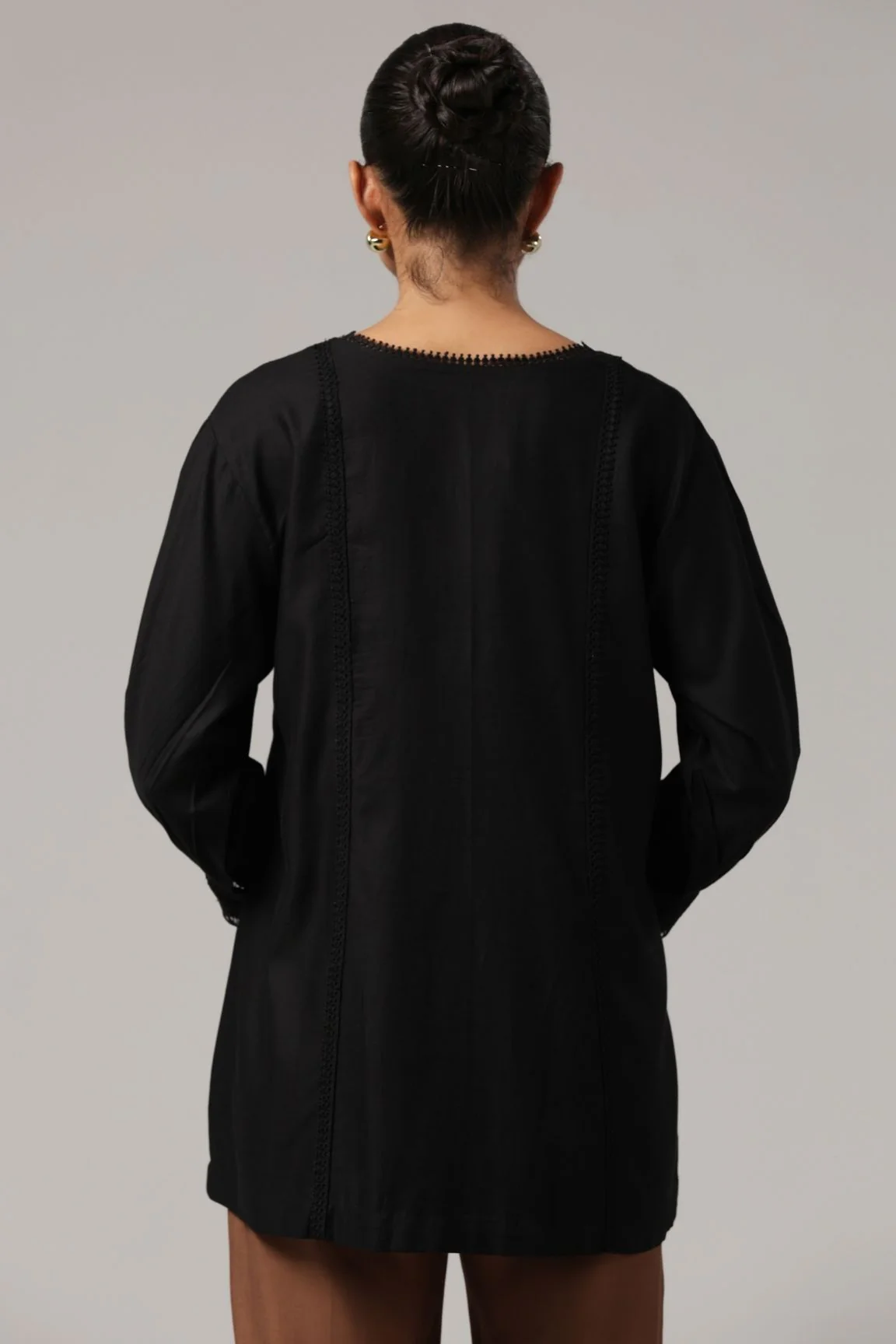 Black Textured Pleated Organic Cotton Top - Image 3