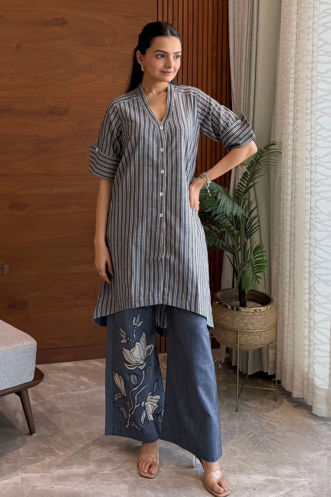 Blue Striped Embroidered Cotton Kurta Set - Image 2