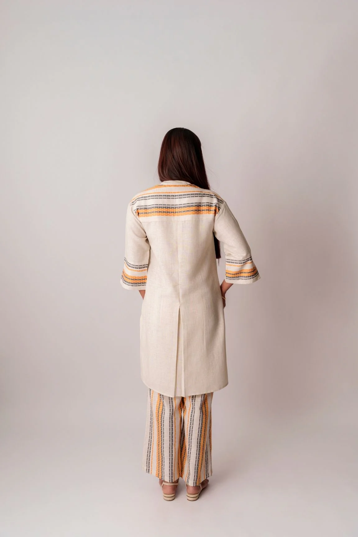 Cream & Mustard Handwoven Striped Cotton Kurta Set - Image 3