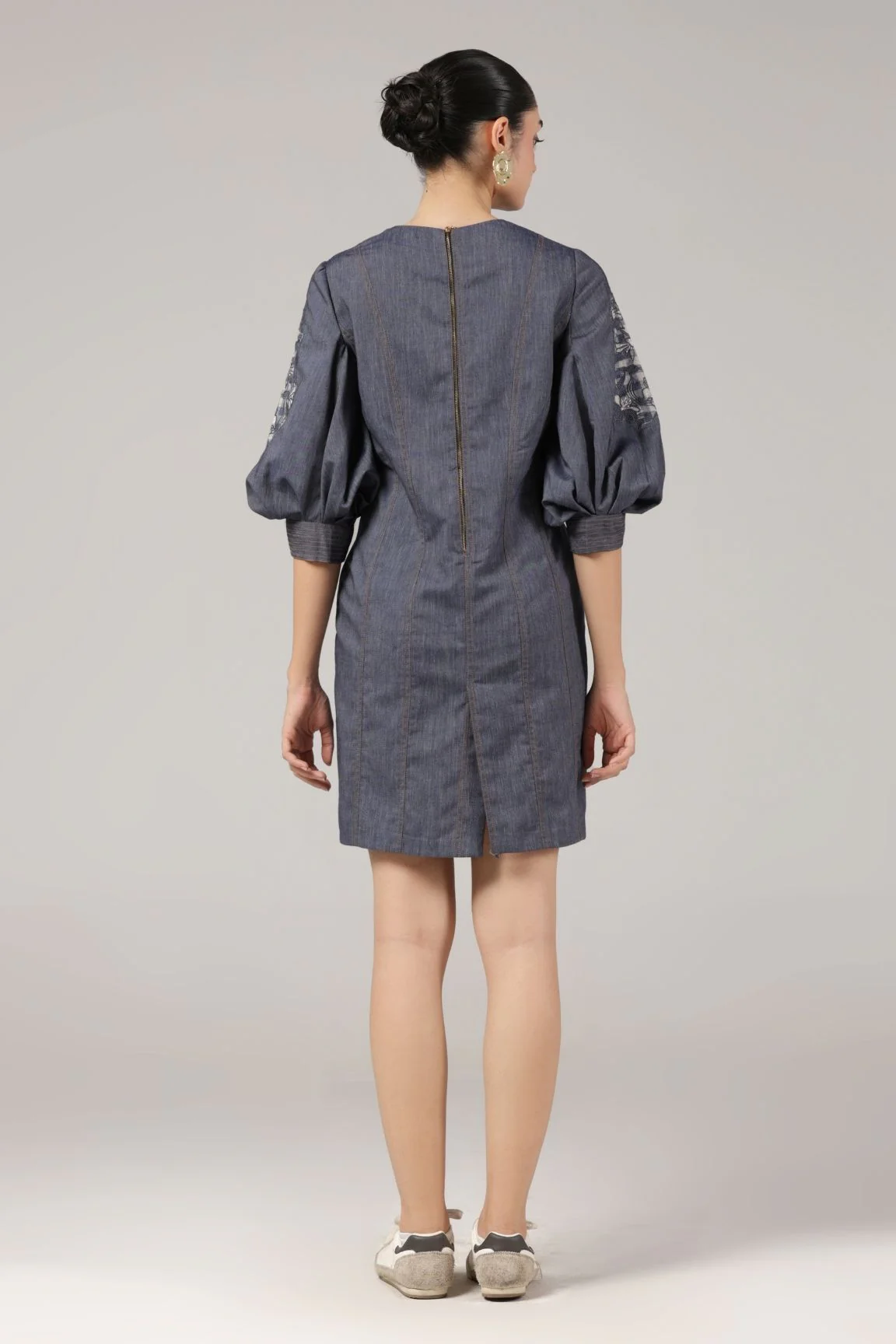 Denim Blue Embroidered Puff Sleeve Short Dress - Image 3