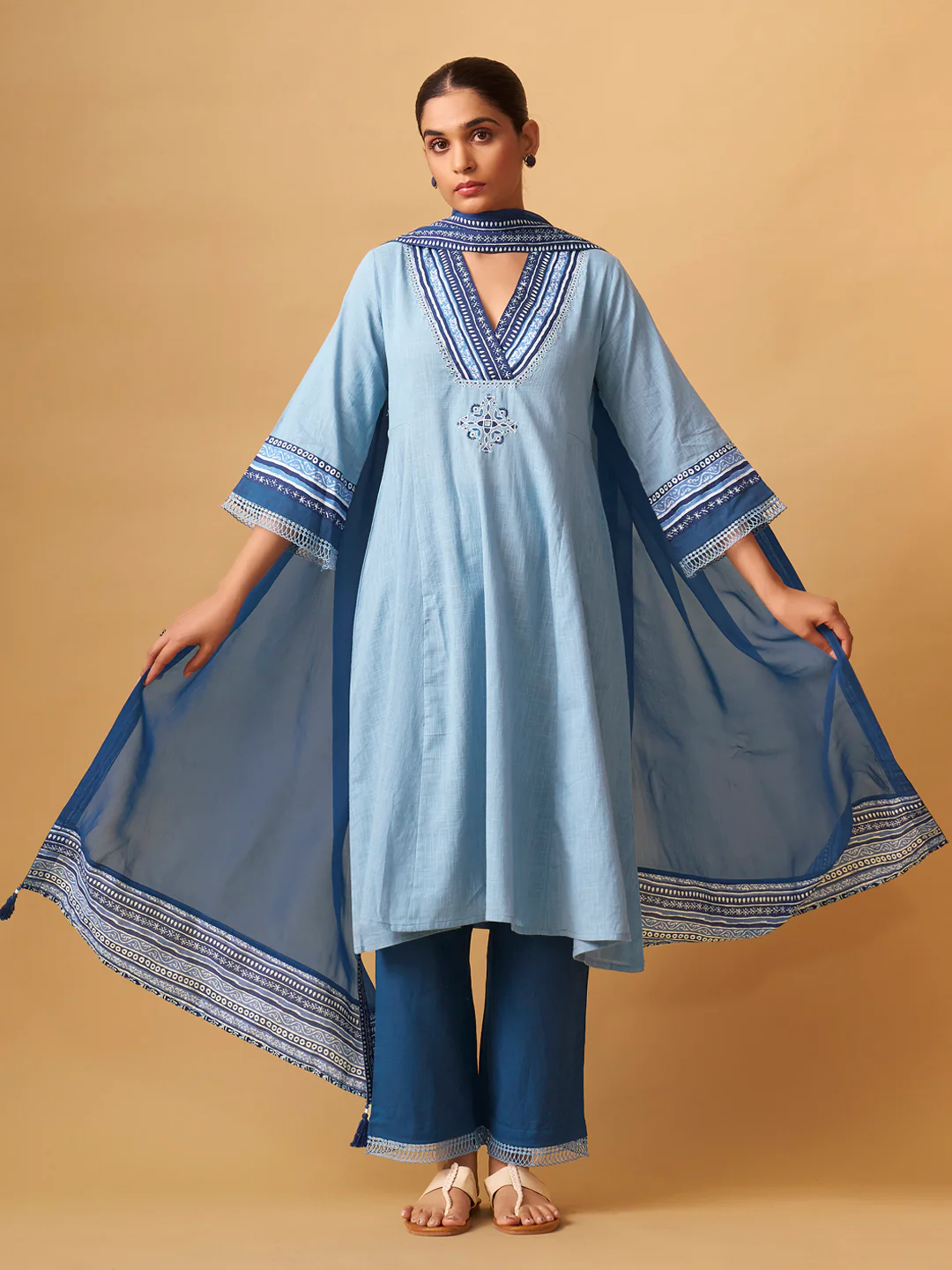 Elegant Cotton Kurta Set with Fine Embroidery - Image 3