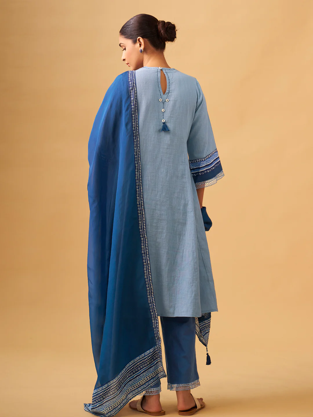 Elegant Cotton Kurta Set with Fine Embroidery - Image 5