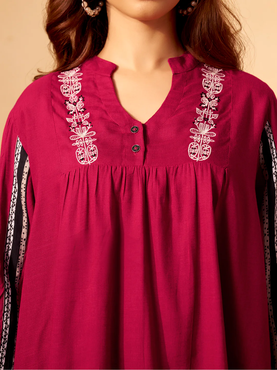 Graceful Red Rayon Slub Everyday Top - Image 6