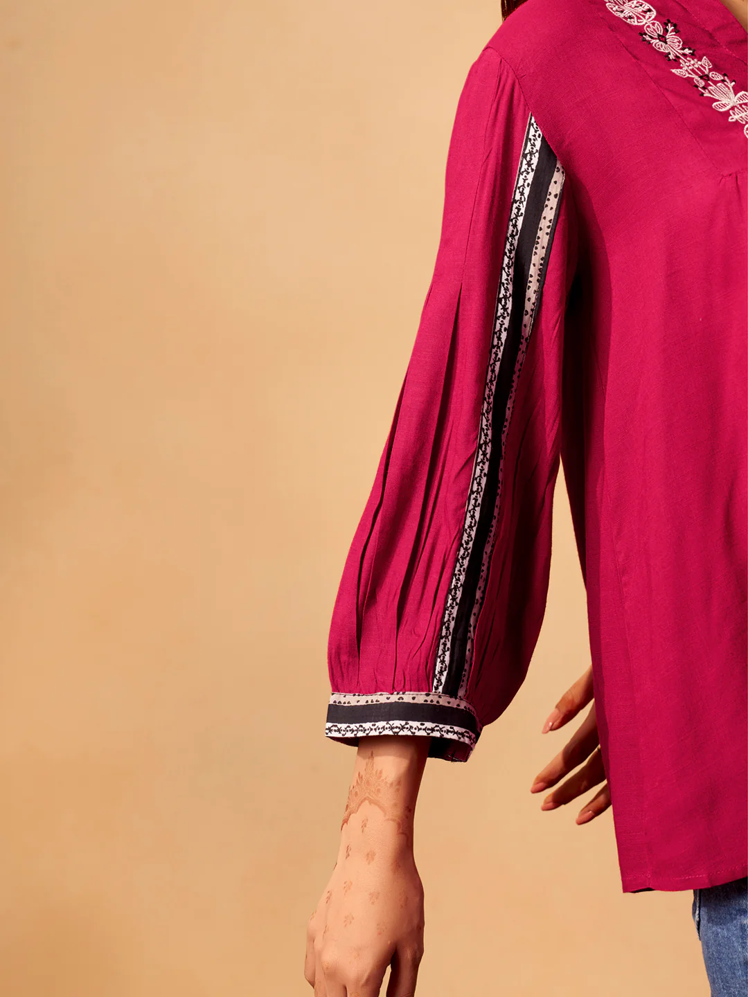 Graceful Red Rayon Slub Everyday Top - Image 7