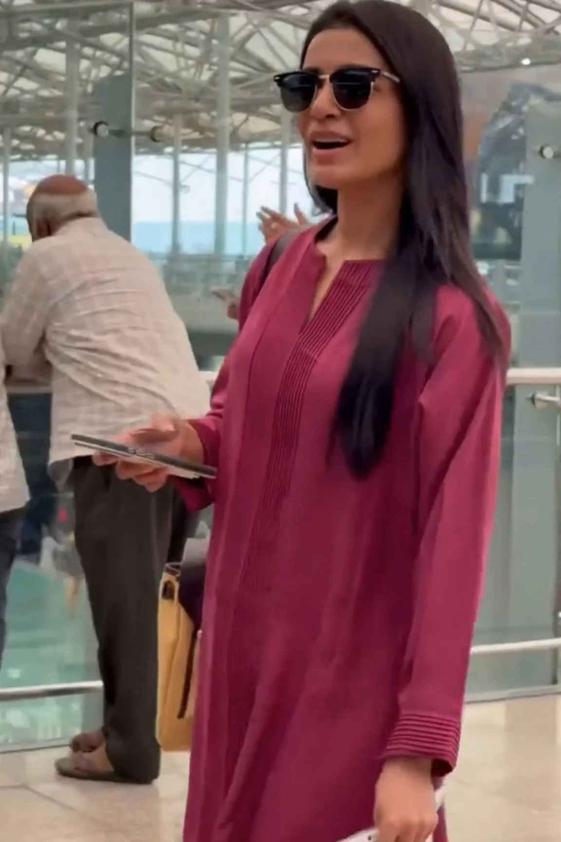 Magenta Pintuck Kurta Set - Image 3