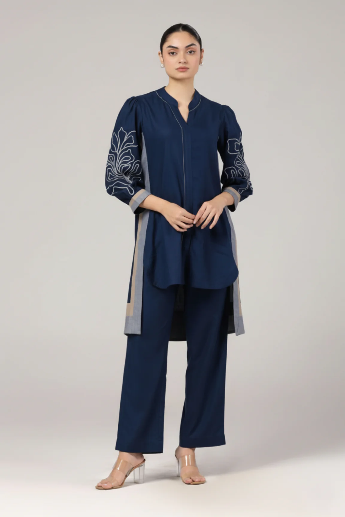 Navy Blue Embroidered Kurta Set - Image 5