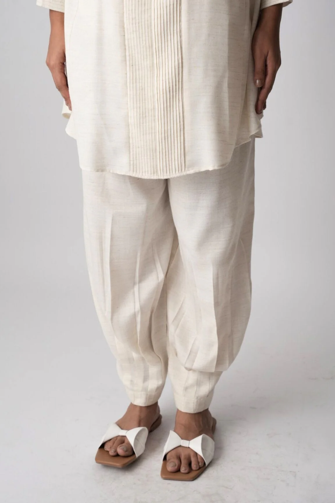 Off-White Pintuck Kurta Set - Image 4