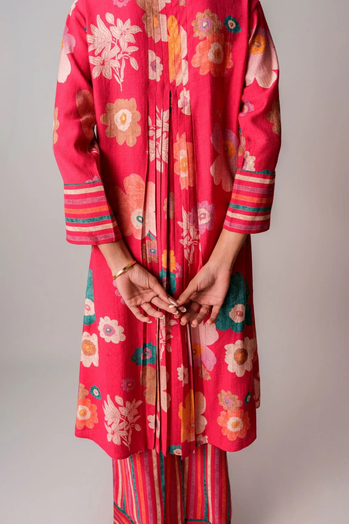 Pink Floral Printed Cotton Kurta Set - Image 3
