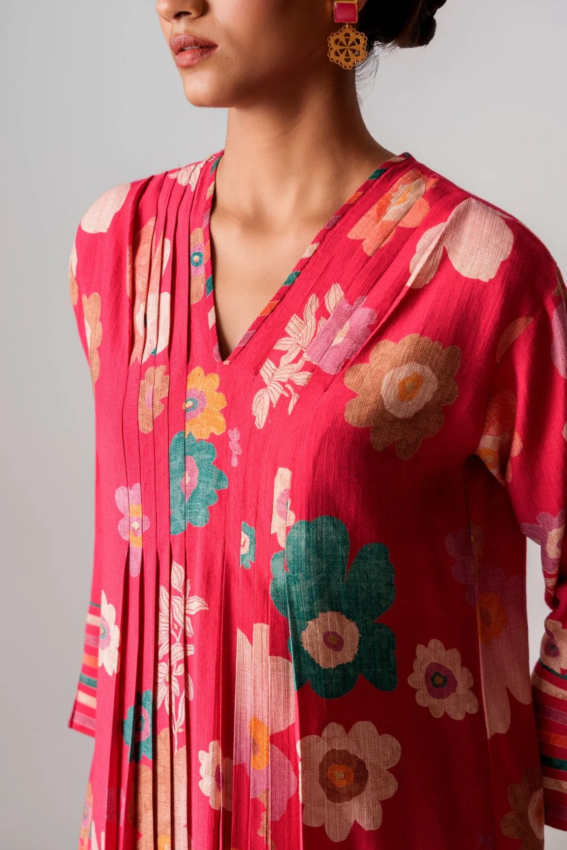 Pink Floral Printed Cotton Kurta Set - Image 4