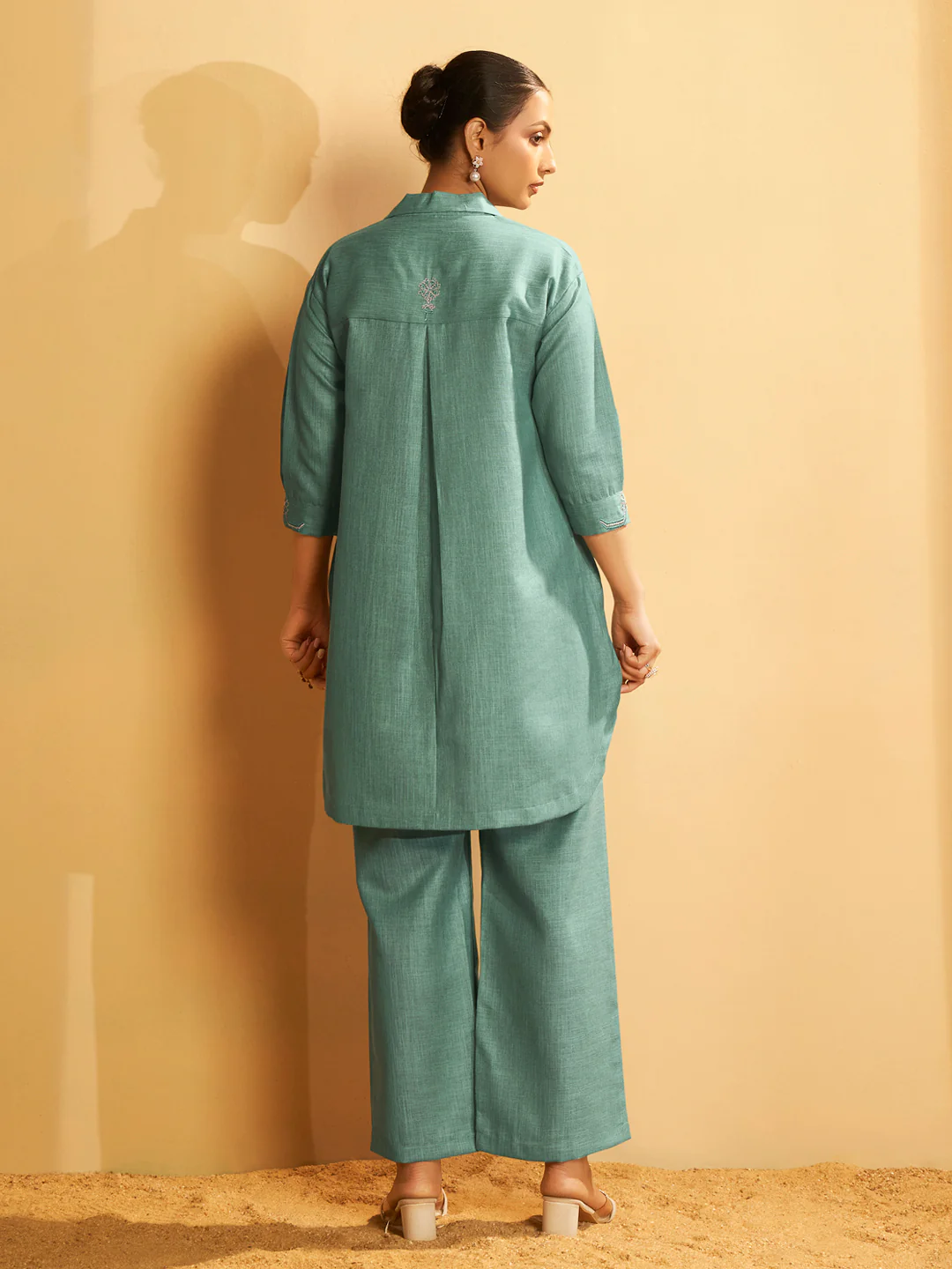 Sage Green Cotton-Linen Kurta Set - Image 3