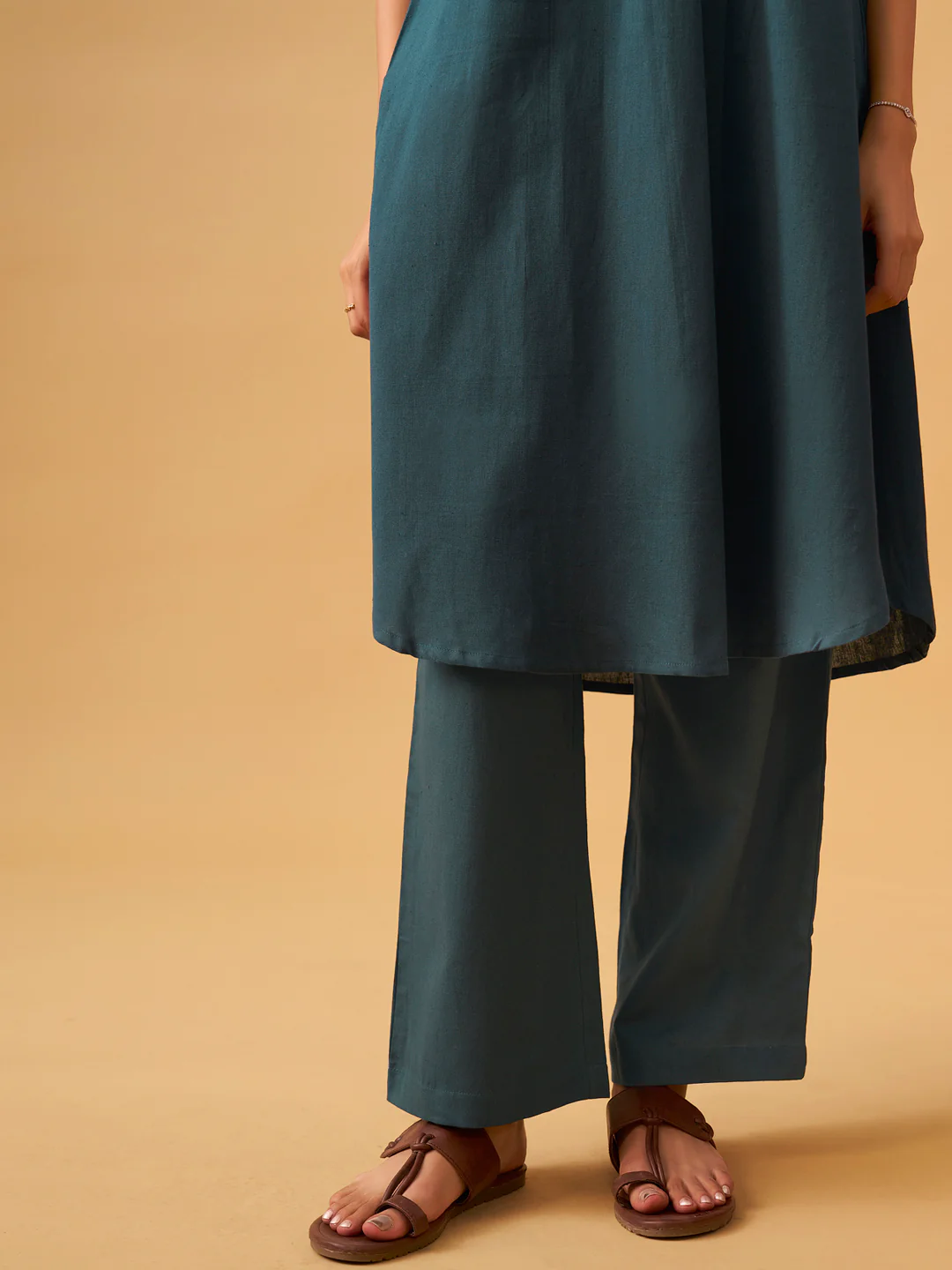 Textured Cotton Kurta Set with Matching Scarf - Image 9