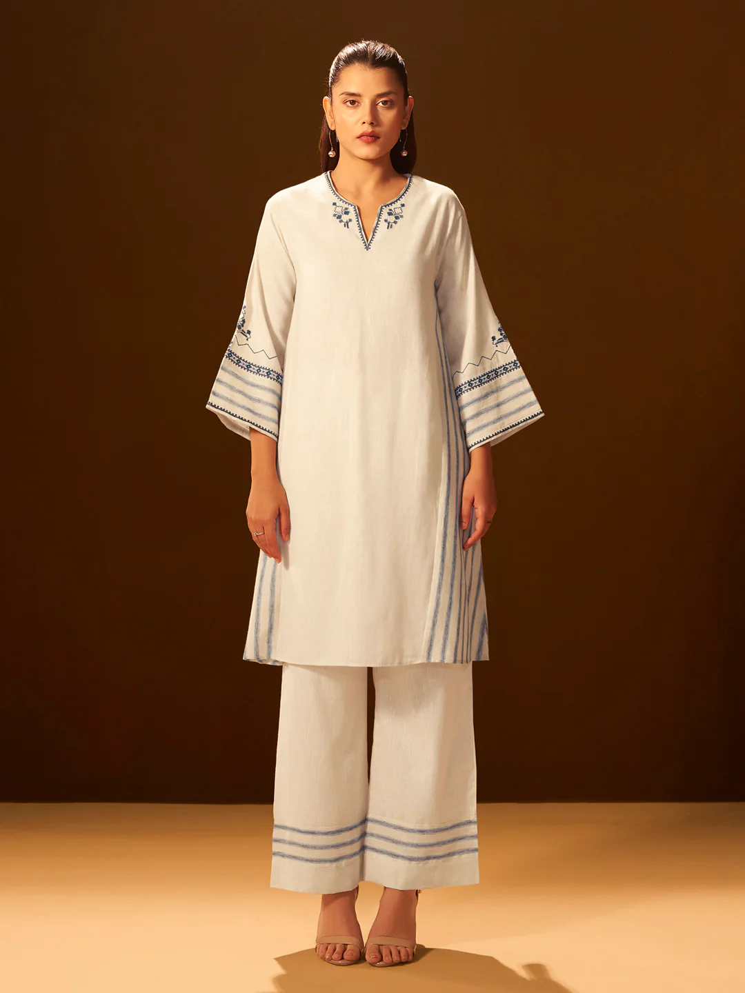 White and Blue Embroidered Cotton Kurta Set - Image 5
