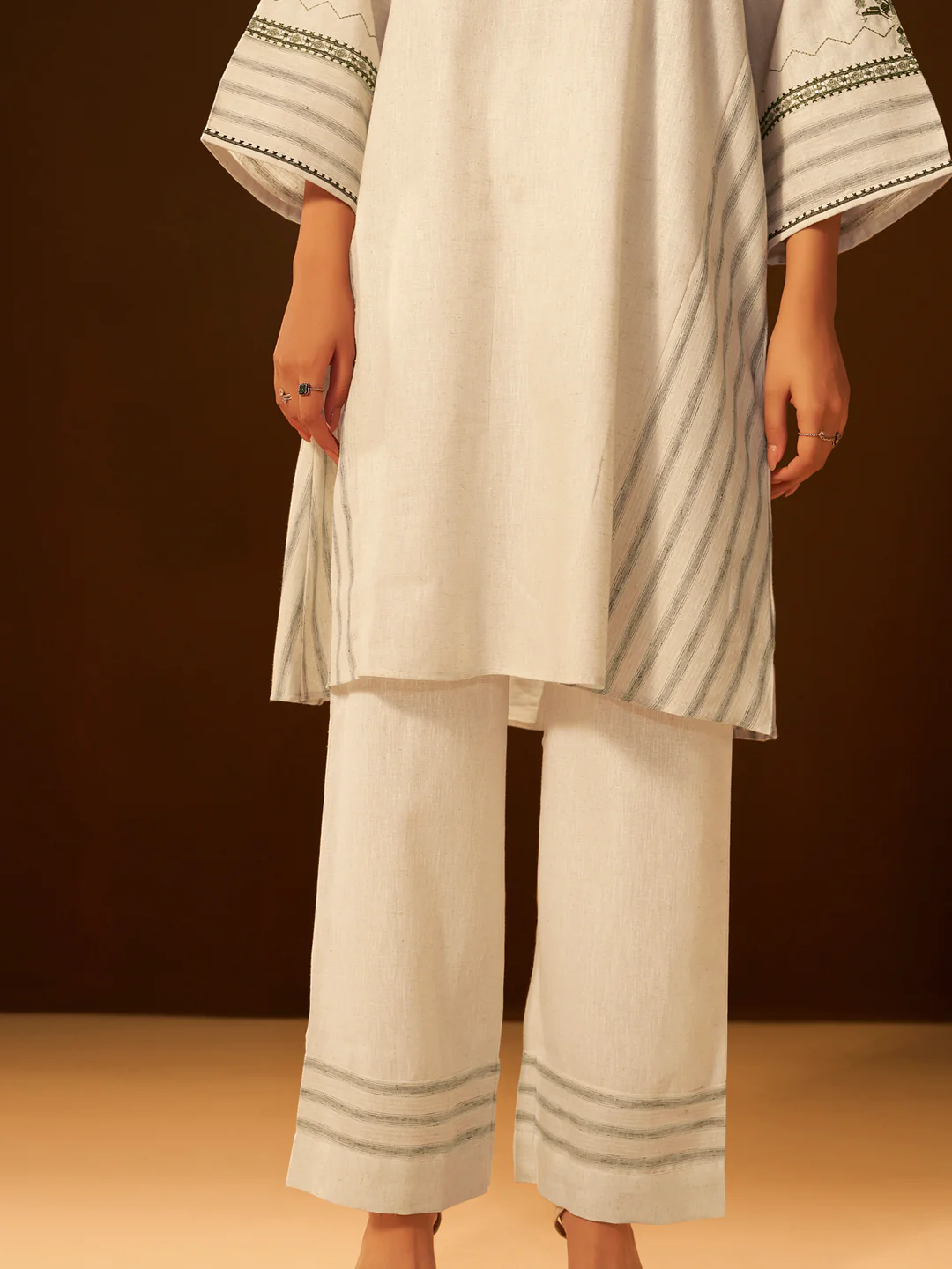White and Green Embroidered Cotton Kurta Set - Image 7