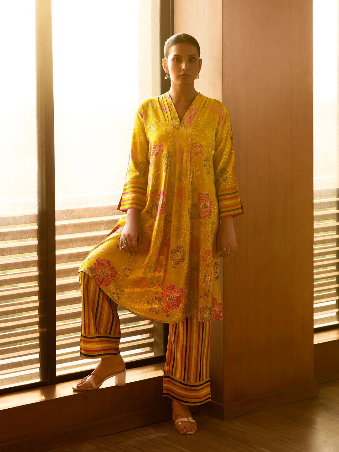 Yellow Floral Printed Cotton Kurta Set - Image 4